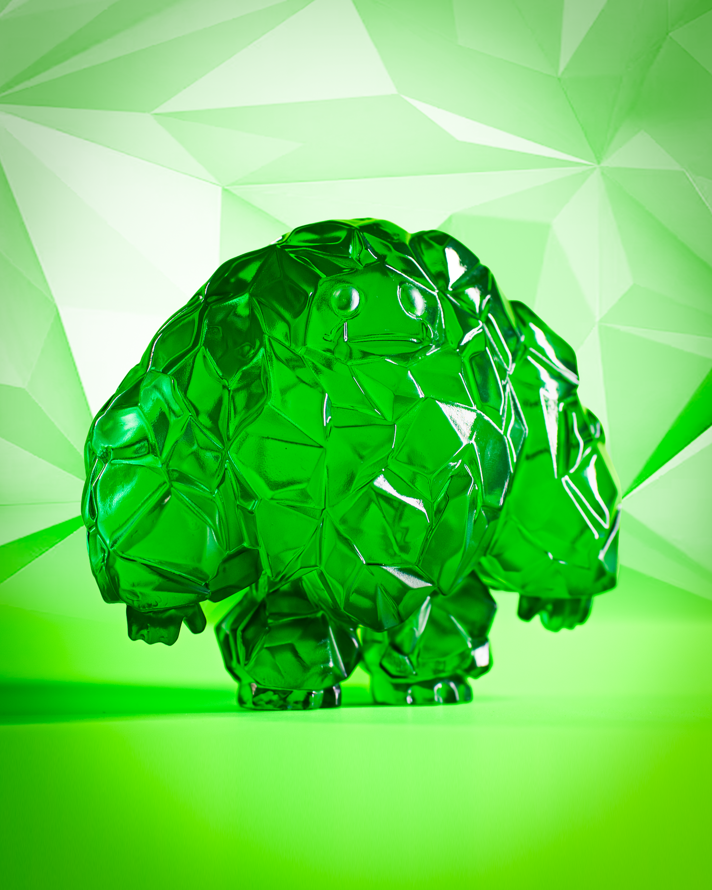 Limited Edition Emerald Chomp Resin Figure By Jaide Sen Su