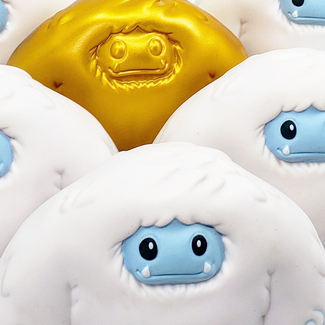 Limited Gold Edition Chomp Vinyl Figure